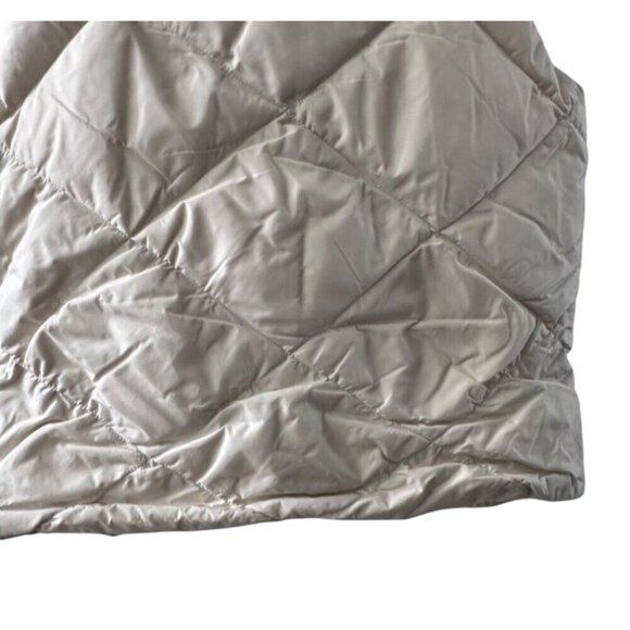 Caslon Womens Quilted Vest M Beige Nylon Down Polyester - Picture 9 of 12